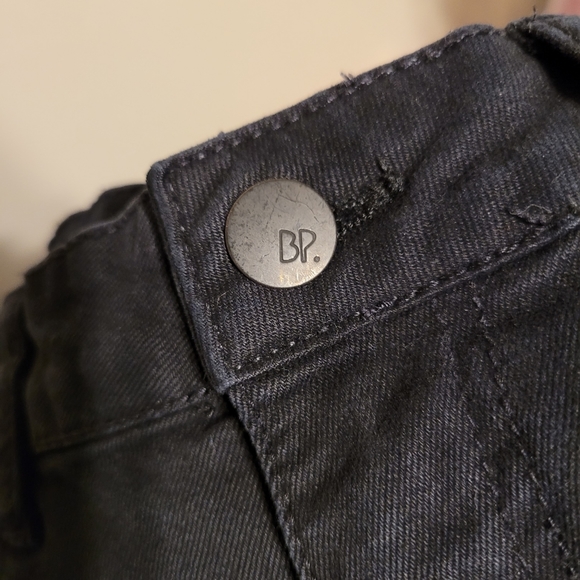 BP Distressed Black Jeans - Picture 10 of 10